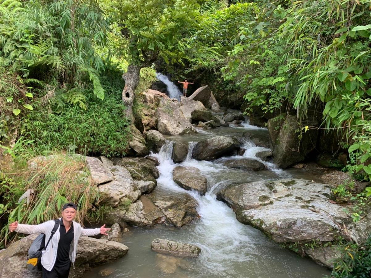 Hotel Nam Ly Retreat Ha Giang Esterno foto