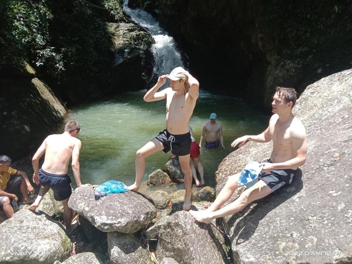 Hotel Nam Ly Retreat Ha Giang Esterno foto